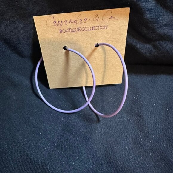 ๐ Lavender Hoop Earrings | Cassandra & Co. Boutique Collection - Picture 5 of 5